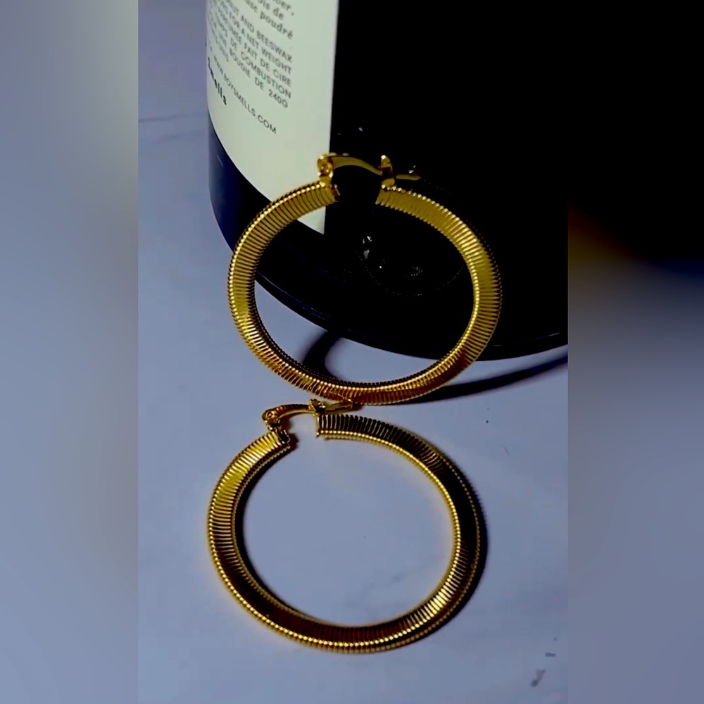 Gold Rigged Hoops
